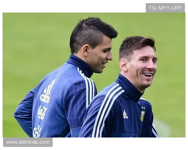 科斯塔谈哈兰德关键担当阿扎尔